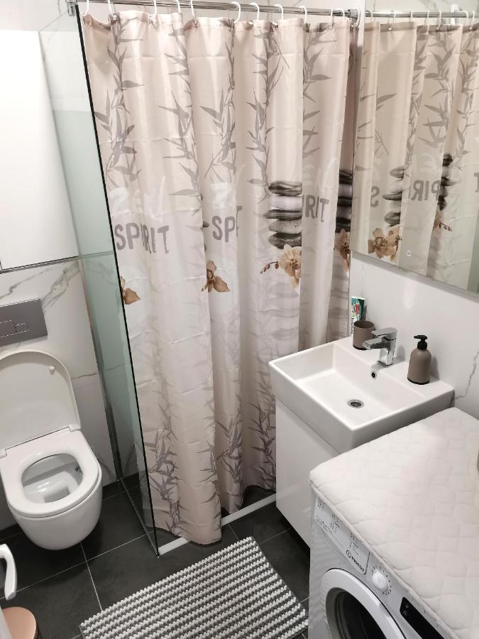Stan Na Dan M Apartment Novi Sad Ngoại thất bức ảnh