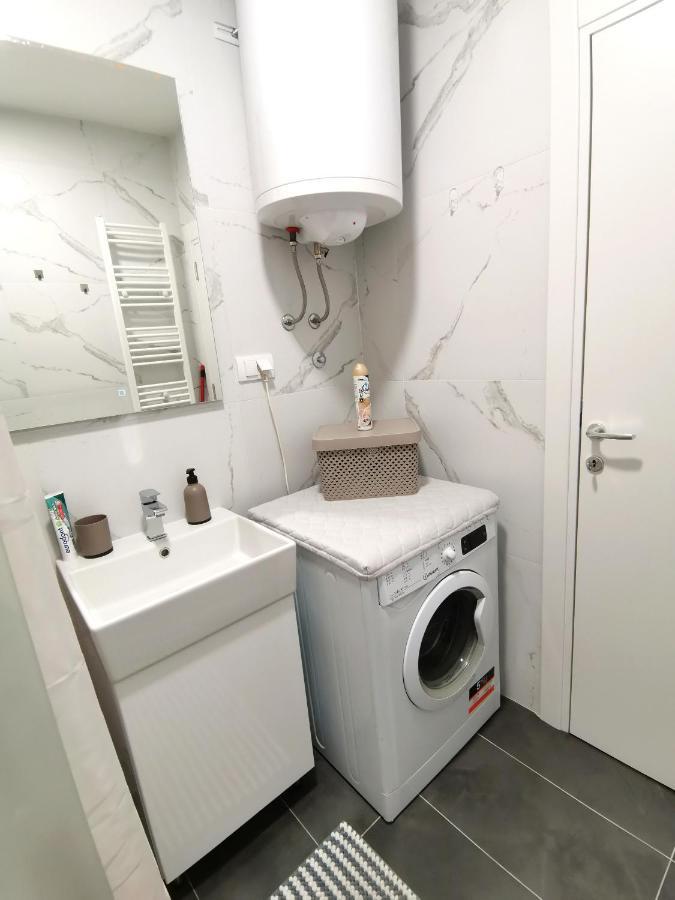 Stan Na Dan M Apartment Novi Sad Ngoại thất bức ảnh