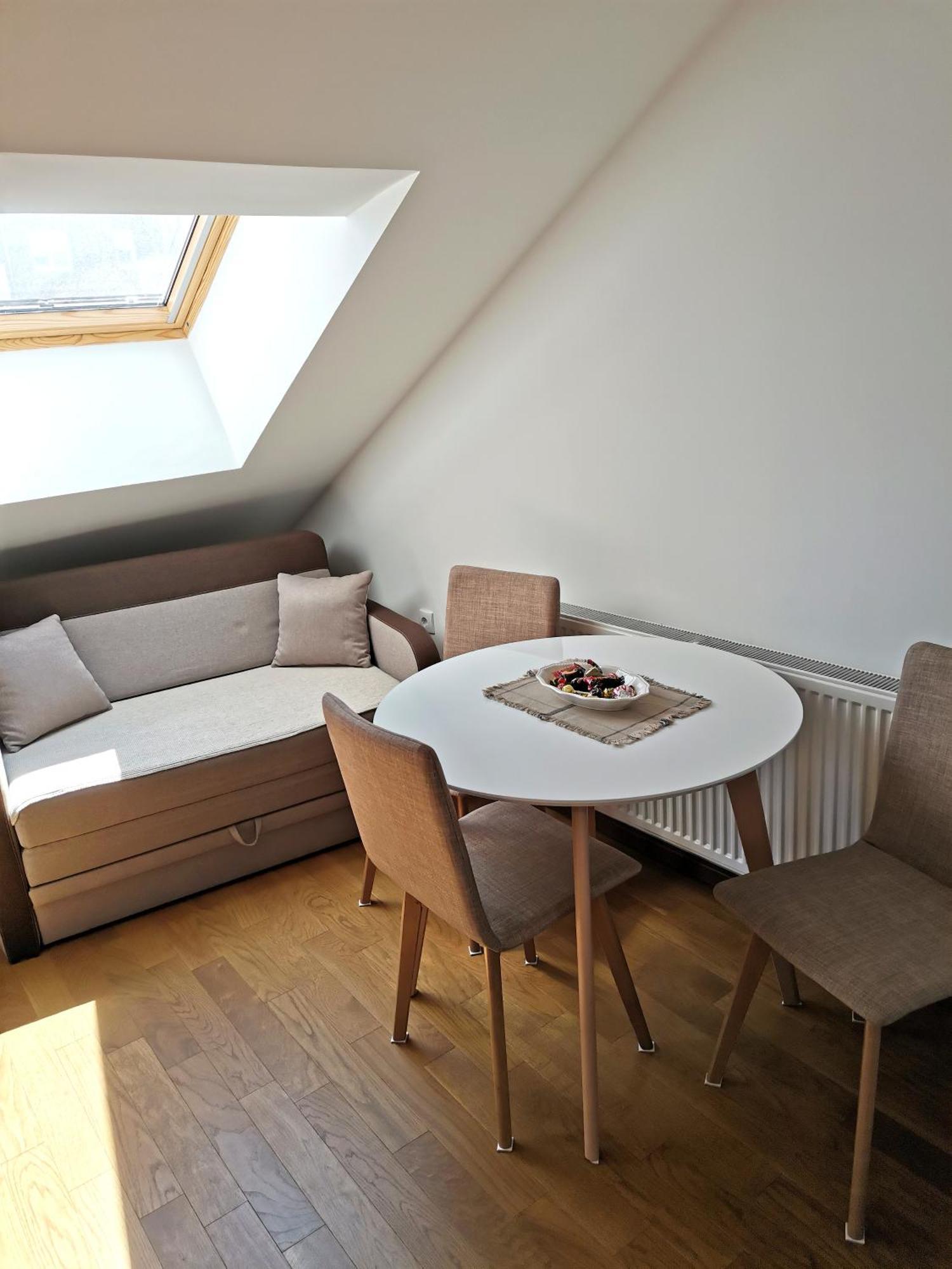 Stan Na Dan M Apartment Novi Sad Ngoại thất bức ảnh