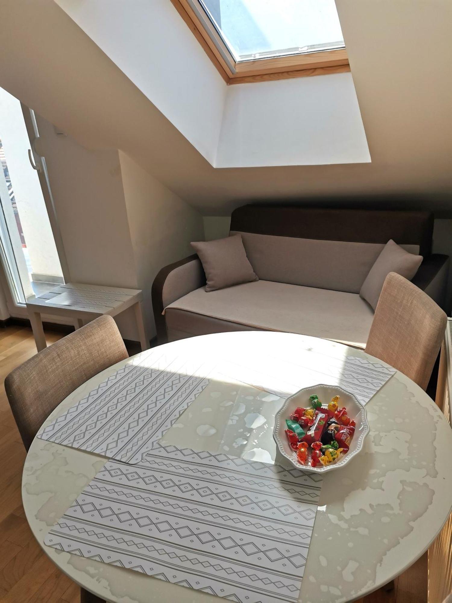 Stan Na Dan M Apartment Novi Sad Ngoại thất bức ảnh